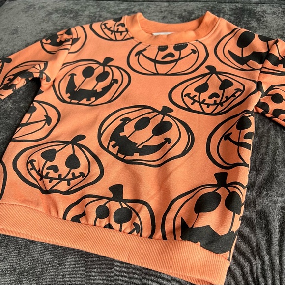 NWT H&M Orange Pumpkin Sweater - Picture 2 of 6